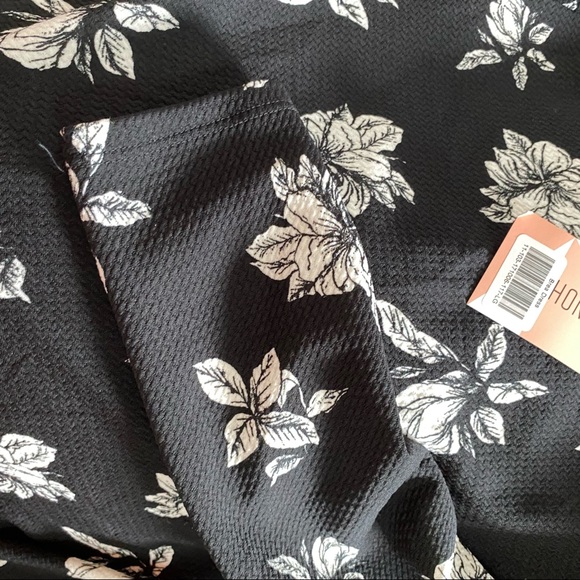 Honey & Lace Floral Brea 3/4 Sleeve Swing Dress - Picture 3 of 10